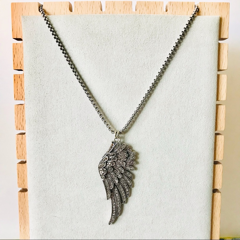 Lucky feather Angel Wing necklace
